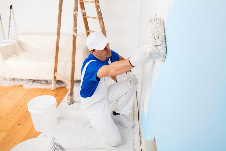 Nous rehaussons l’élégance des murs de vos locaux à Mer avec de la peinture de haute qualité.